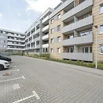 Apartament Bright Two Bedroom In With Air Conditioning And Parking By Renters *